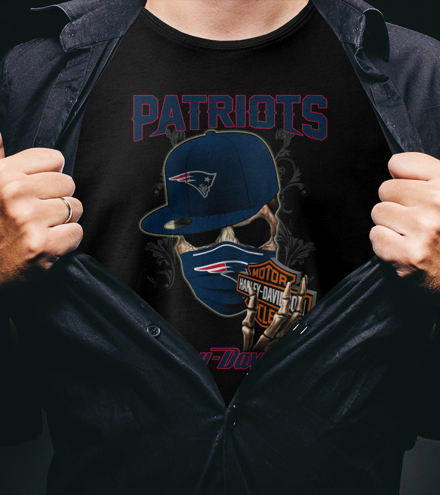 Harley Davidson New England Patriots Skull With Cap And Mask T-Shirt