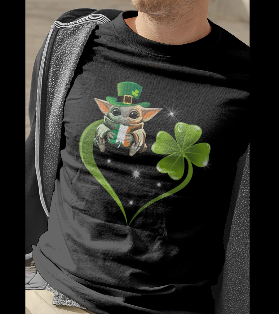 Yoda Shamrock Heart St. Patrick's Day T-Shirt