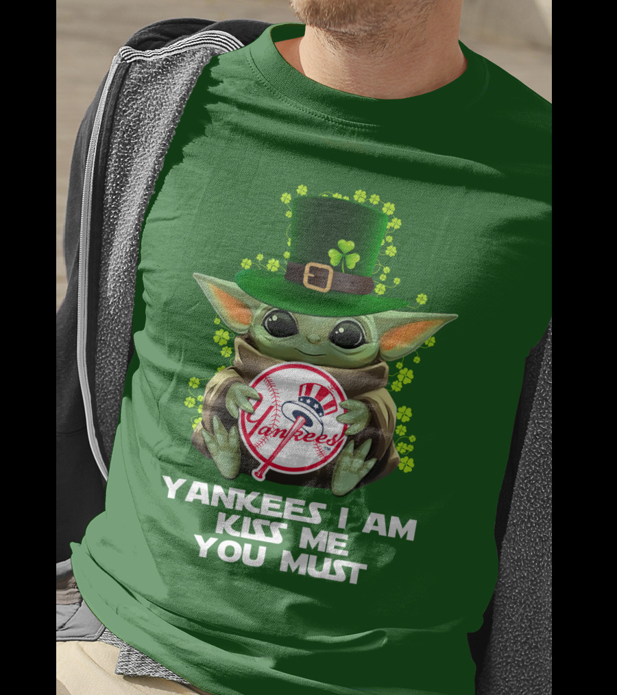 Yankees I Am Kiss Me You Must Mlb 44 Nyy T-Shirt
