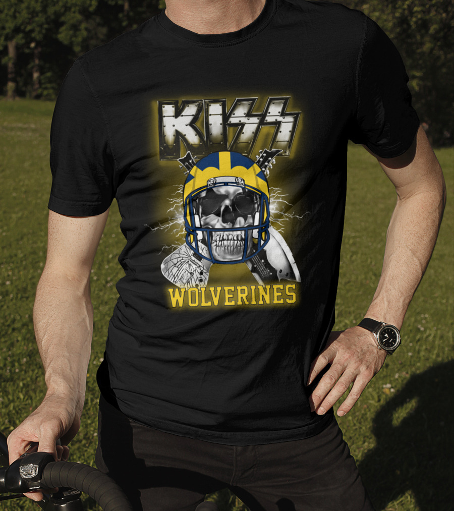 Kiss Wolverines Skull Helmet T-Shirt
