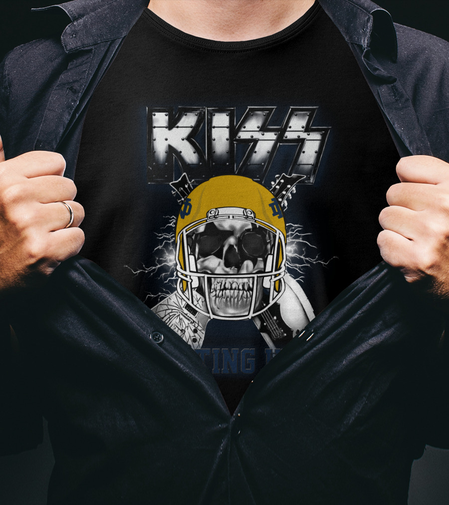 Kiss Fighting Irish Notre Dame Football Skull Helmet Ncaa 95 T-Shirt