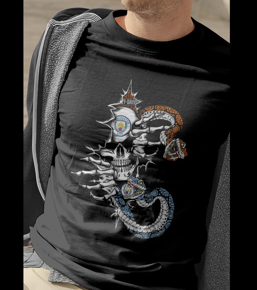Mc Manchester City Skull With Orange And Blue Snakes T-Shirt