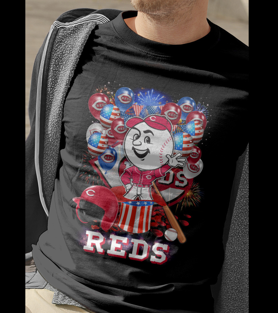 Mlb Cincinnati Reds Baseball Mascot Celebration With Fireworks And Patriotic Details T-Shirt