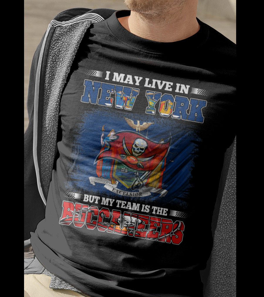 I May Live In New York But My Team Is The Buccaneers Flag T-Shirt