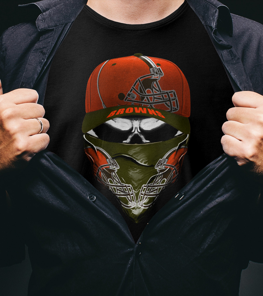 Cleveland Browns Helmet Skull Cap T-Shirt
