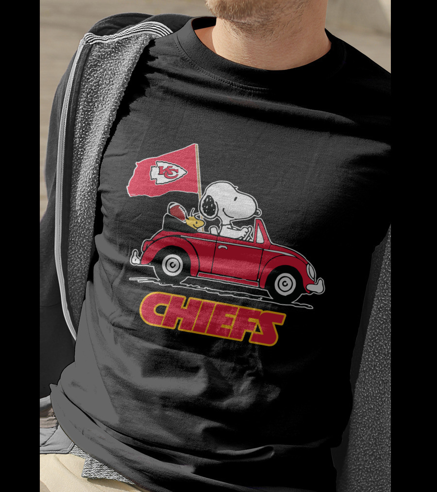 Snoopy Kansas City Chiefs Football Fan Car Ride T-Shirt