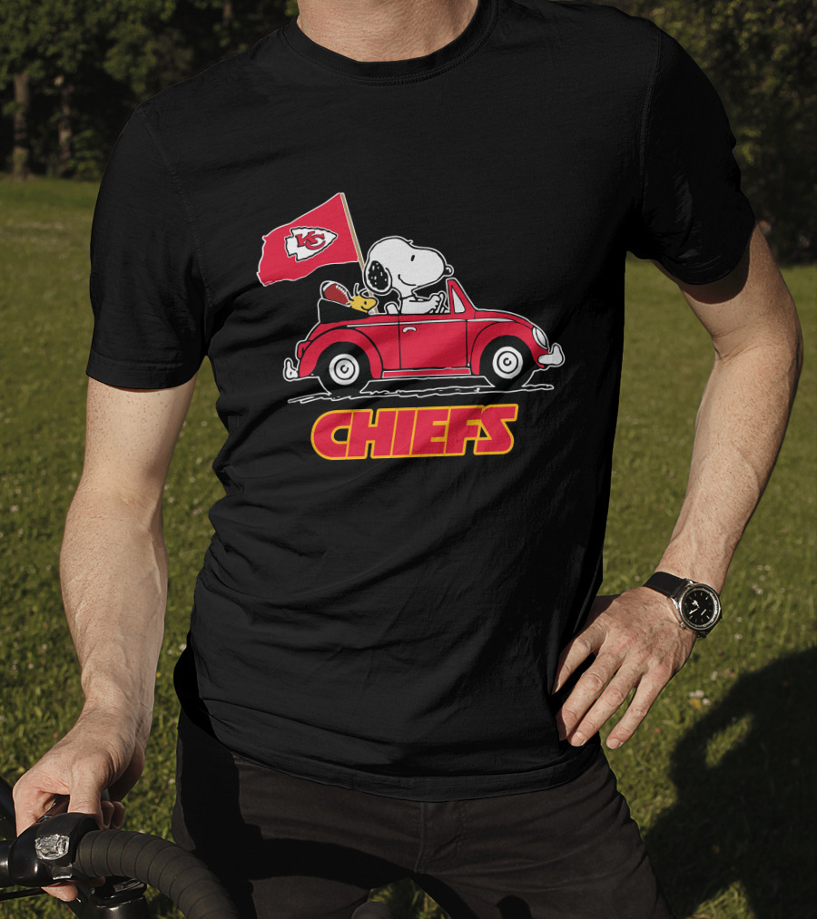 Snoopy Kansas City Chiefs Football Fan Car Ride T-Shirt