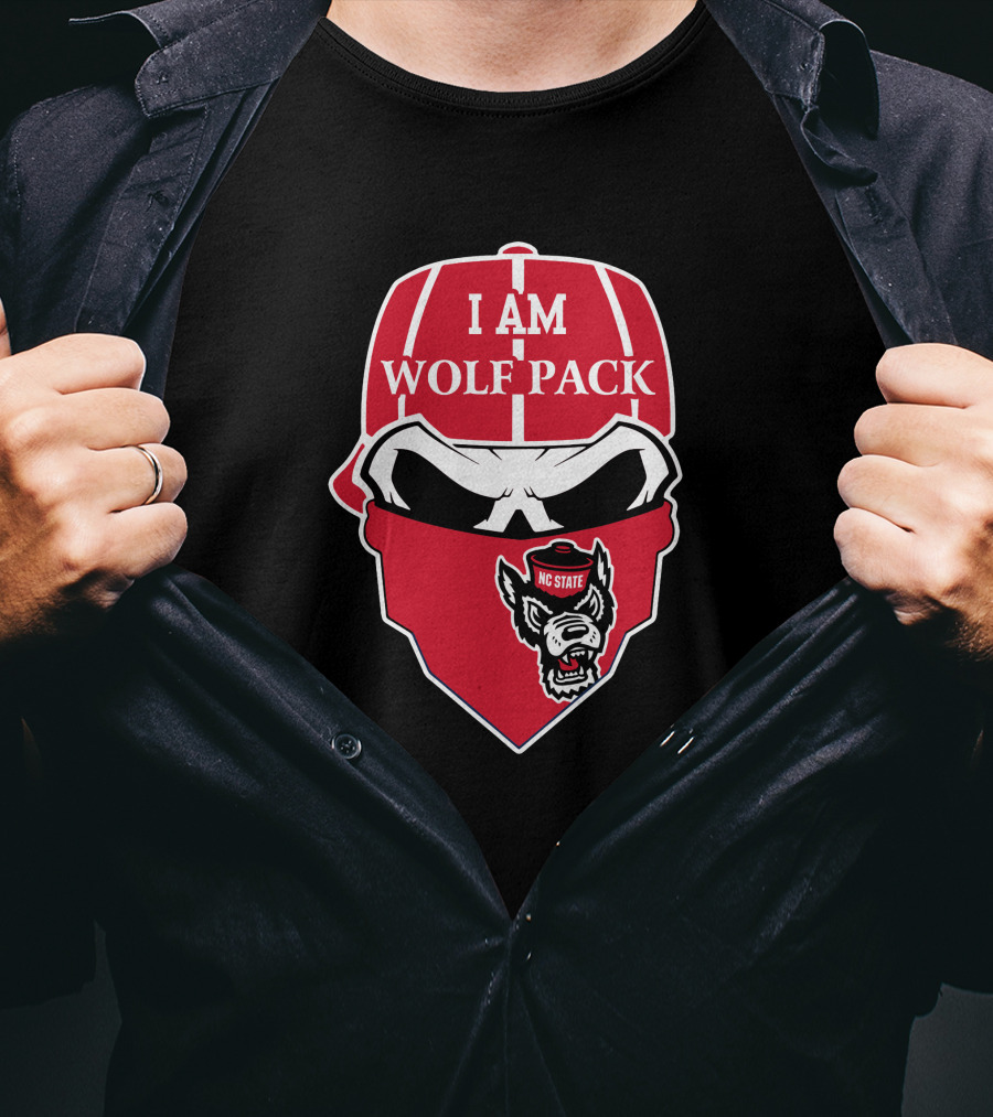 I Am Wolf Pack Nc State Skull Bandana T-Shirt