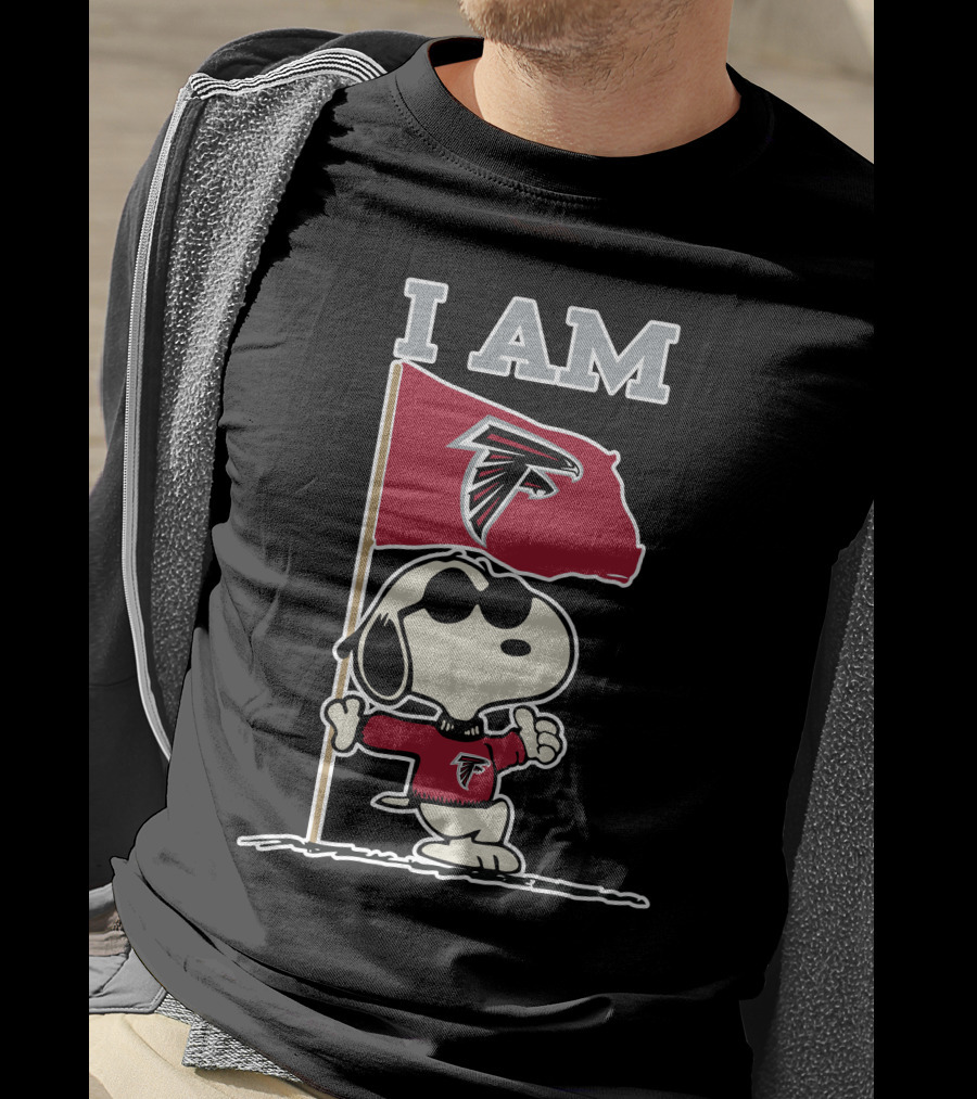 I Am Atlanta Falcons Snoopy Flag T-Shirt