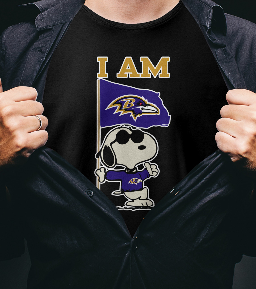 I Am Baltimore Ravens Snoopy Flag Ravens T-Shirt