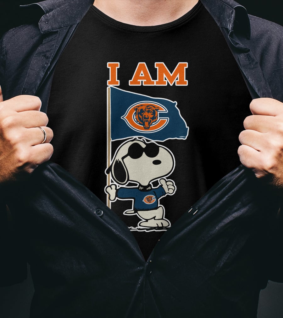 I Am Chicago Bears Snoopy T-Shirt