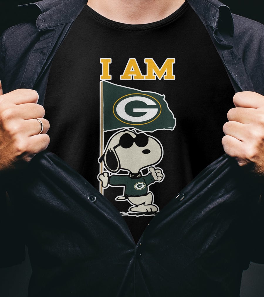 Snoopy Green Bay Packers Flag I Am T-Shirt