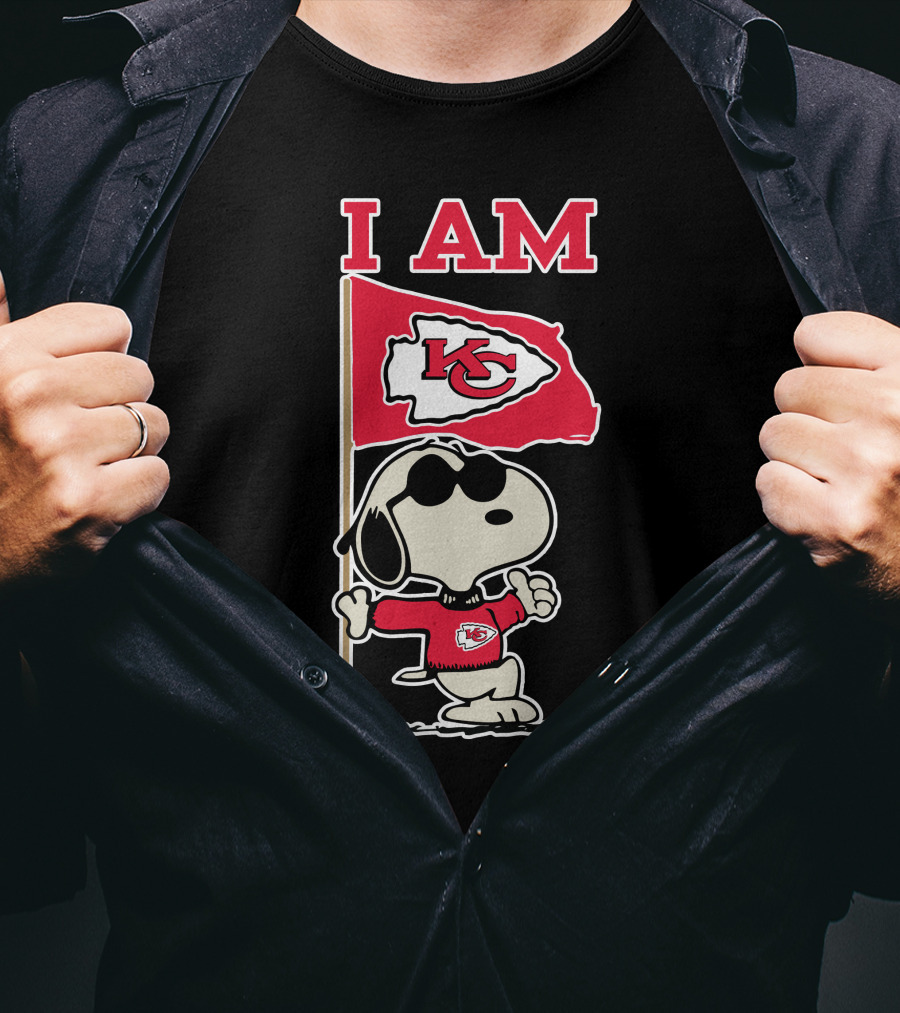 I Am Kansas City Chiefs Snoopy Kc Flag T-Shirt