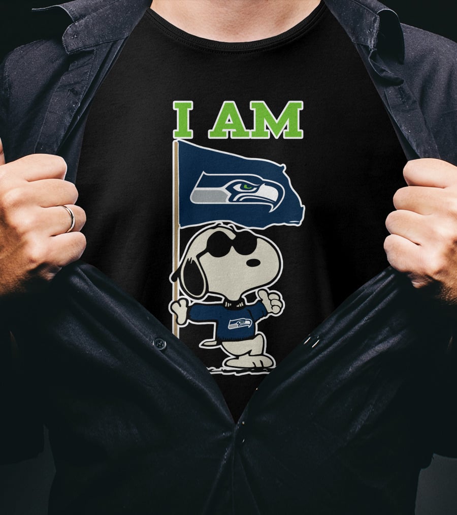 I Am Seattle Seahawks Snoopy Flag T-Shirt