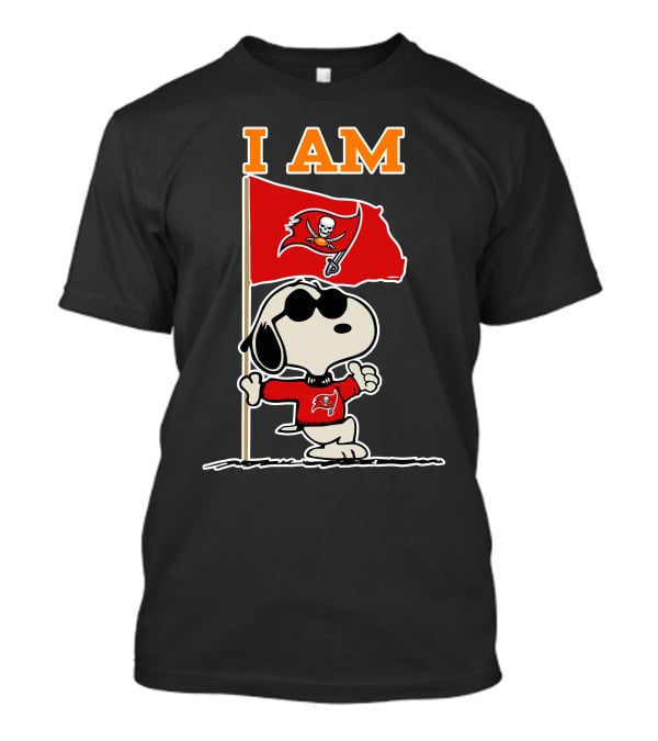 I Am Tampa Bay Buccaneers Snoopy Flag Nfl Football Fan T-Shirt