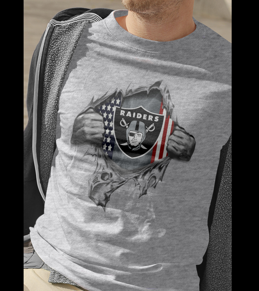Las Vegas Raiders American Flag Shield T-Shirt