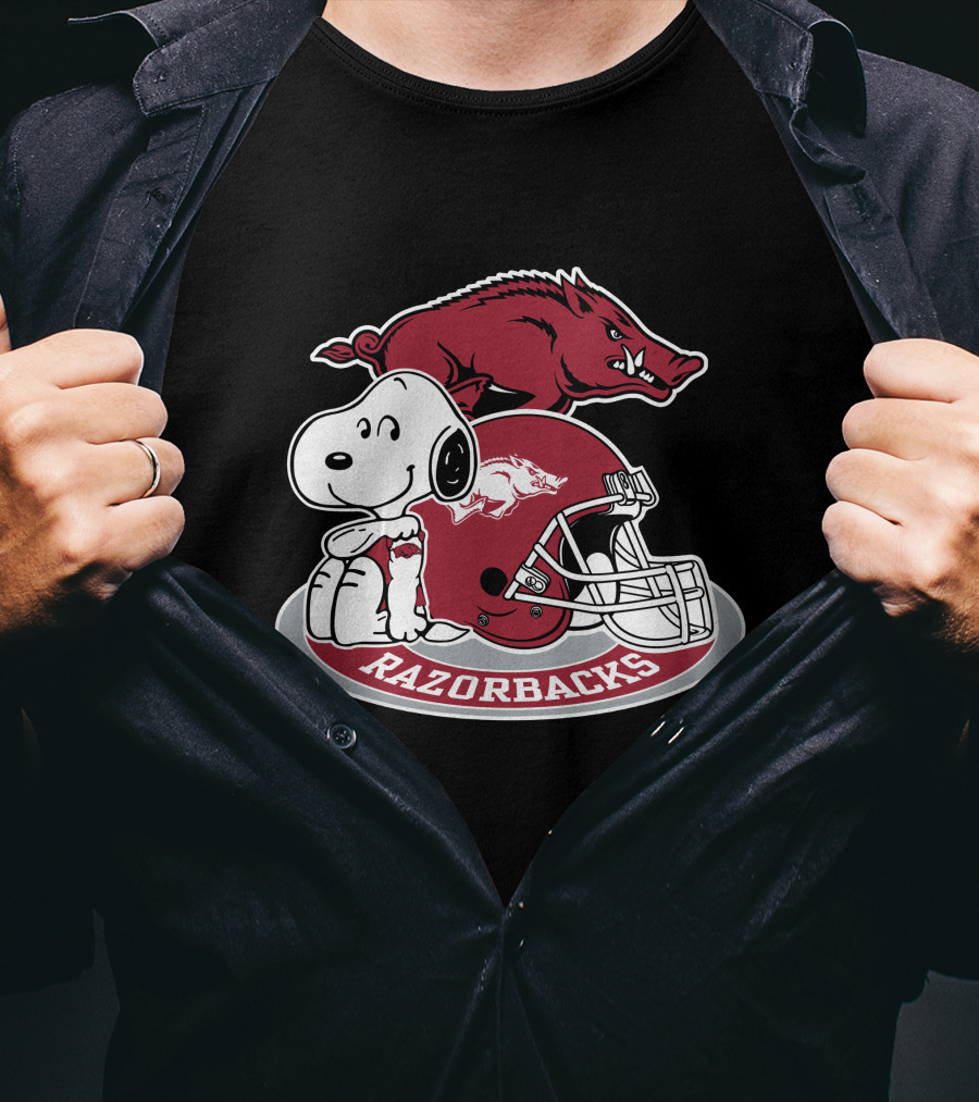 Arkansas Razorbacks Snoopy Football Helmet Razorbacks T-Shirt