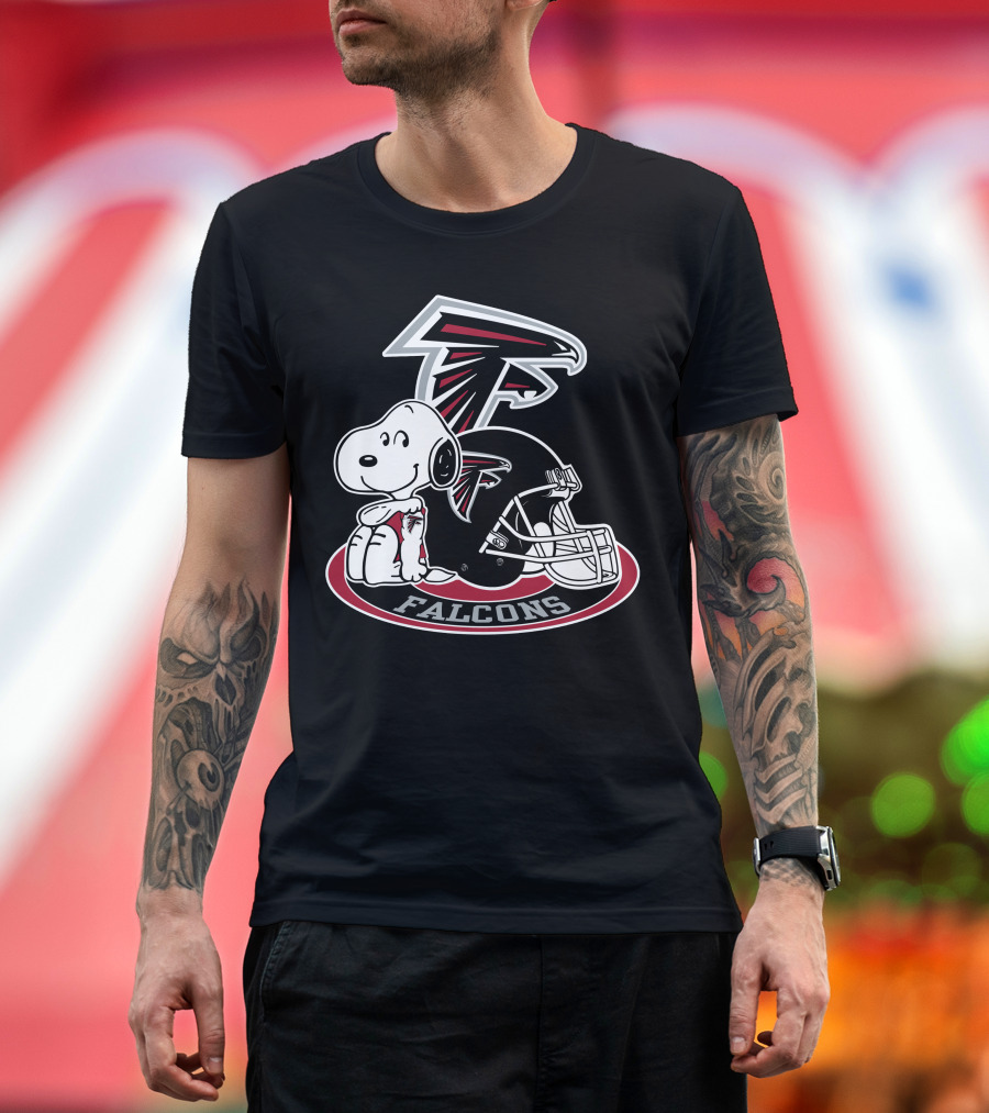 Atlanta Falcons Snoopy With Falcons Logo And Helmet T-Shirt
