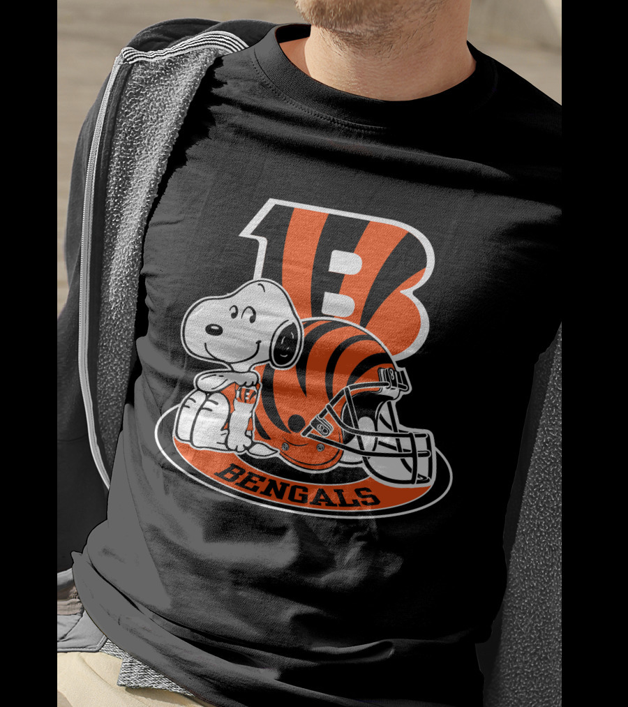 Cincinnati Bengals Snoopy Football Helmet Number One Fan T-Shirt