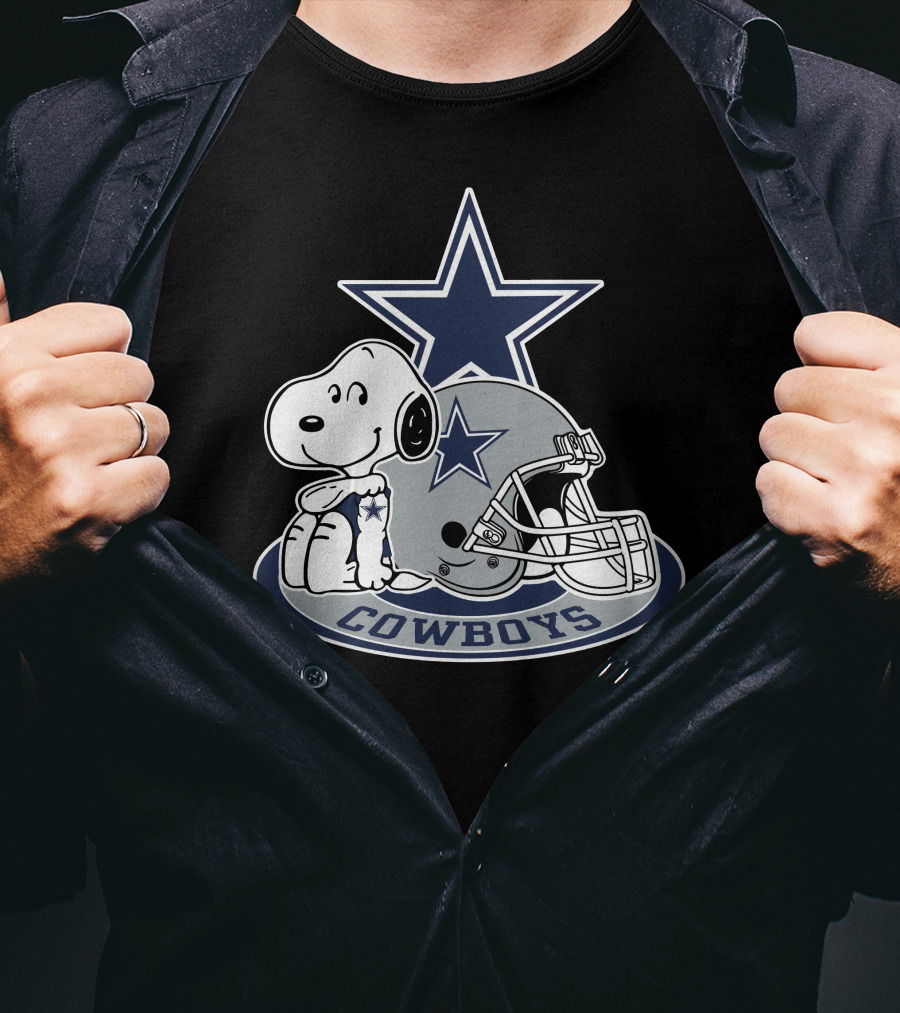 Dallas Cowboys Snoopy With Star Logo And Helmet T-Shirt