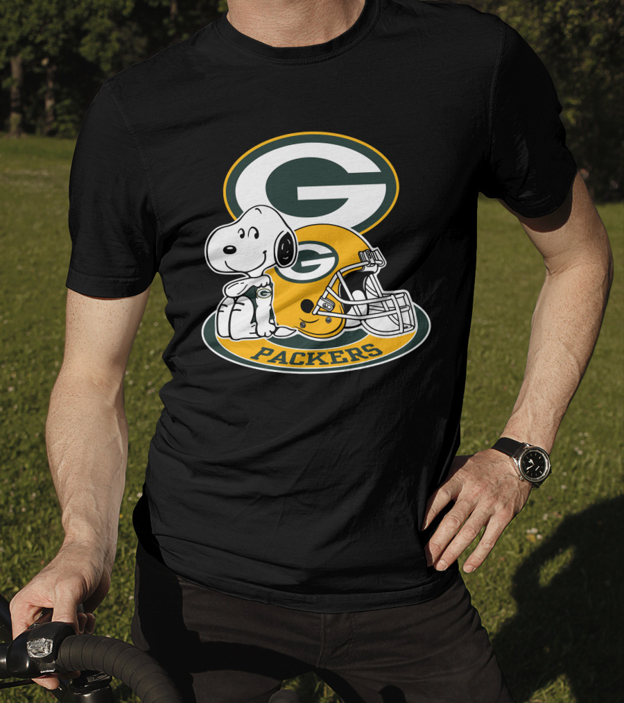 Green Bay Packers Snoopy Helmet T-Shirt