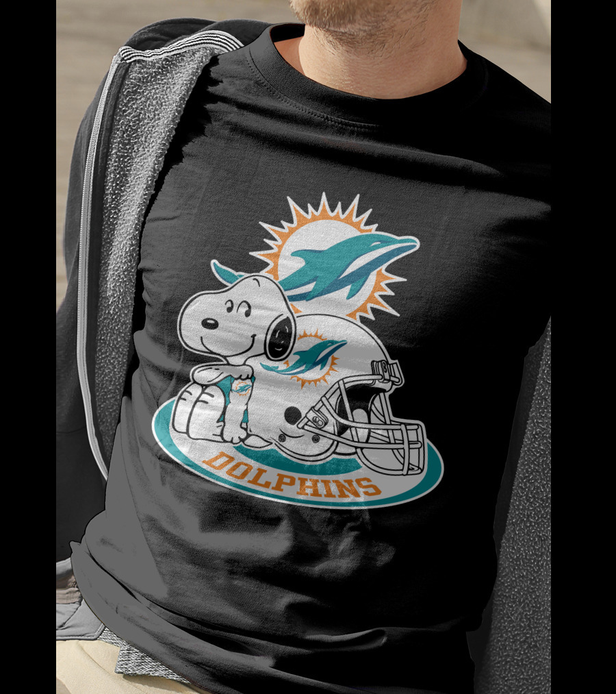 Miami Dolphins Snoopy Helmet Logo With Peanuts Character T-Shirt