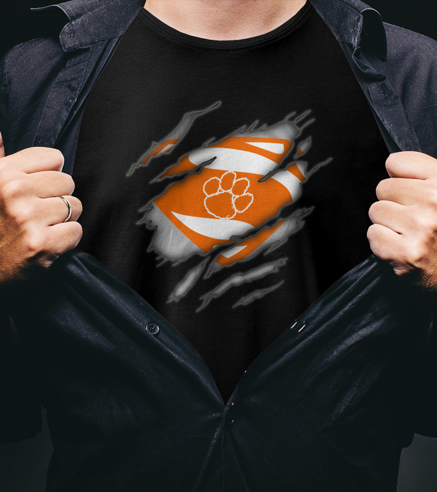 Clemson Tigers Logo Superman Ripped Chest T-Shirt