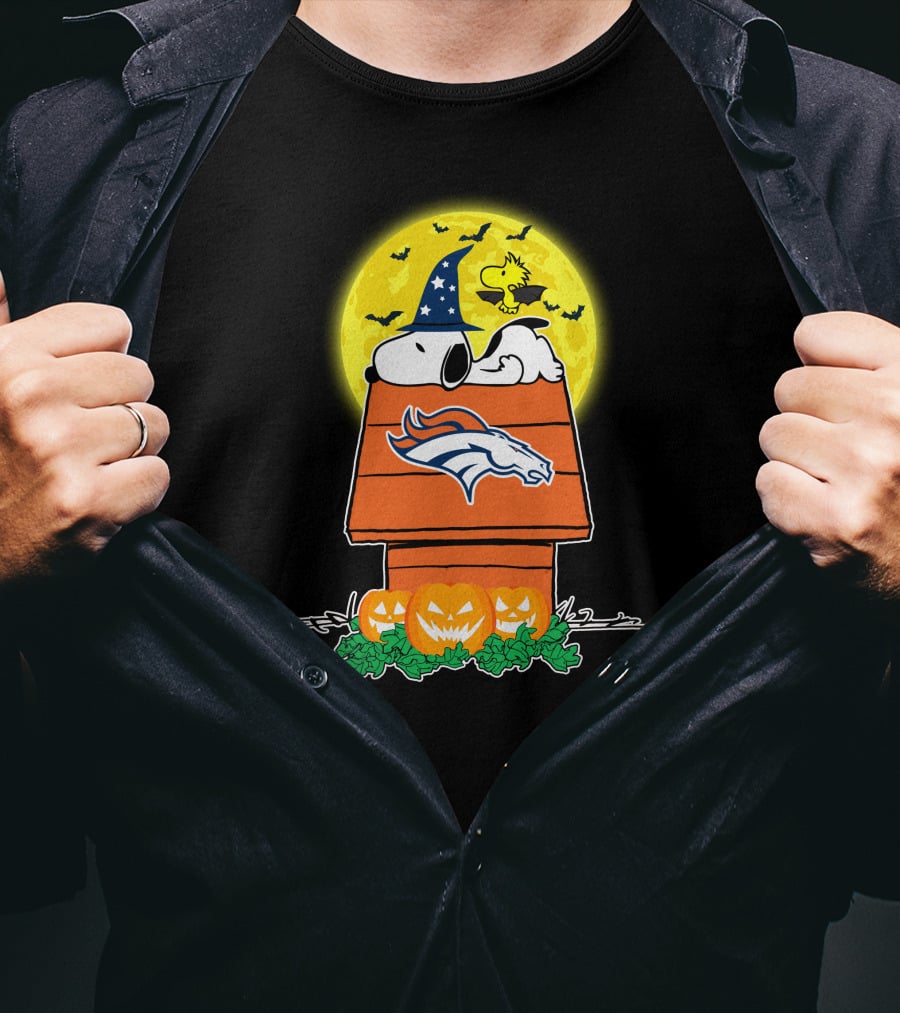 Denver Broncos Halloween Snoopy Woodstock Pumpkins Moon T-Shirt