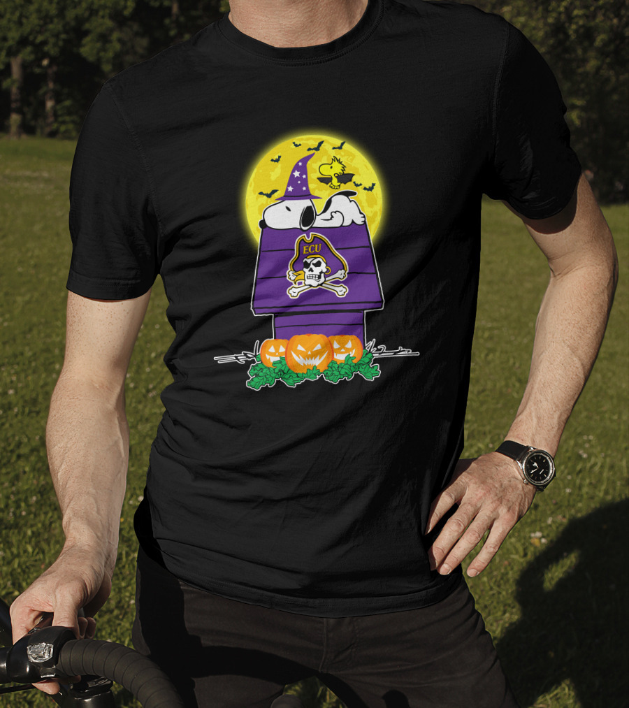 East Carolina Pirates Snoopy Halloween Ecu Moon Pumpkins T-Shirt