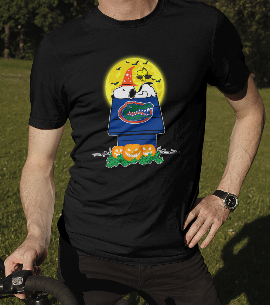 Florida Gators Snoopy Woodstock Halloween Pumpkins Moon T-Shirt