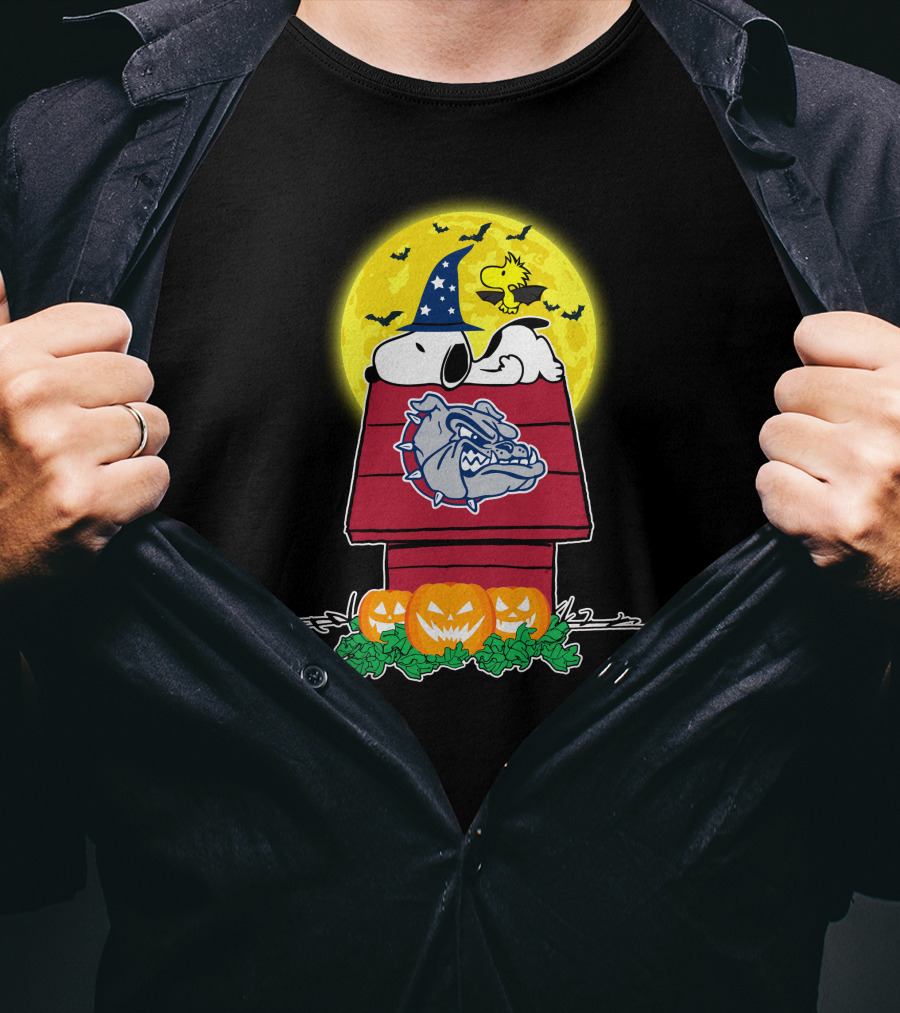 Gonzaga Bulldogs Snoopy Woodstock Halloween Pumpkins Moon T-Shirt