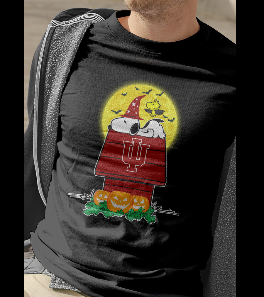 Indiana Hoosiers Snoopy Woodstock Halloween Pumpkins Moon Bats T-Shirt