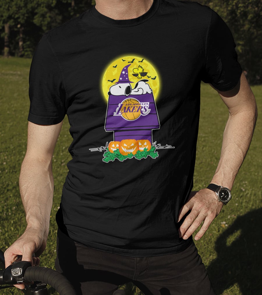 Los Angeles Lakers Snoopy Halloween Pumpkin Moon Bats T-Shirt