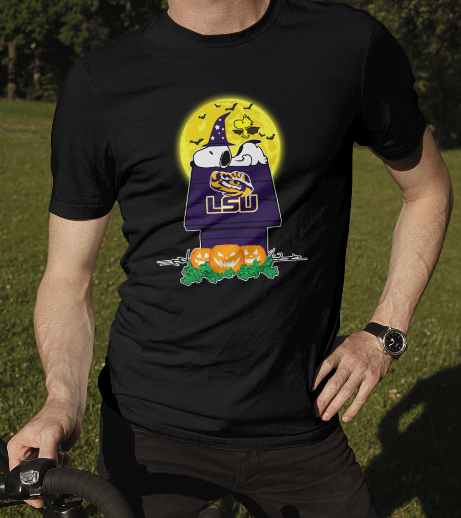 Lsu Tigers Snoopy Halloween Night With Pumpkins And Flying Bats T-Shirt