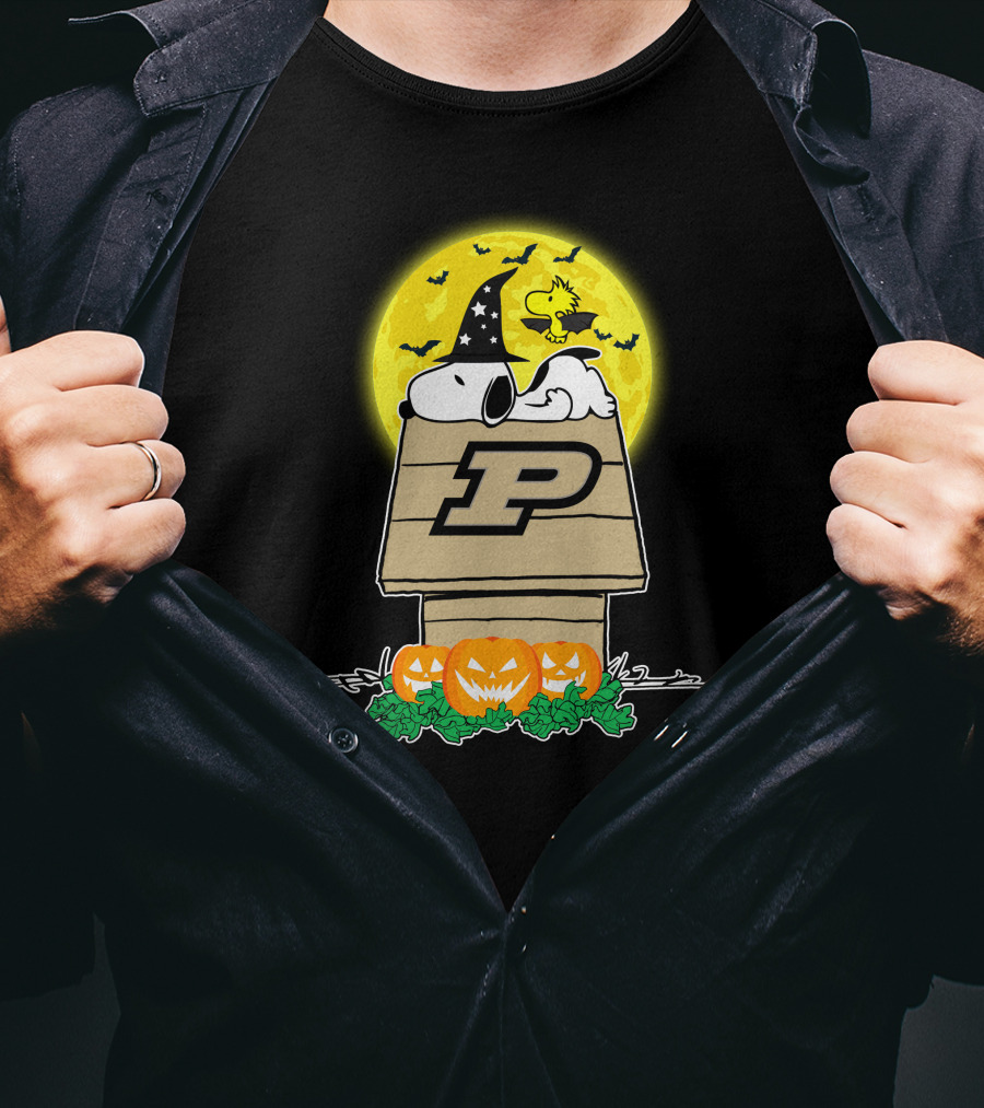 Purdue Boilermakers Snoopy Halloween Peanuts Woodstock Pumpkins Moon T-Shirt