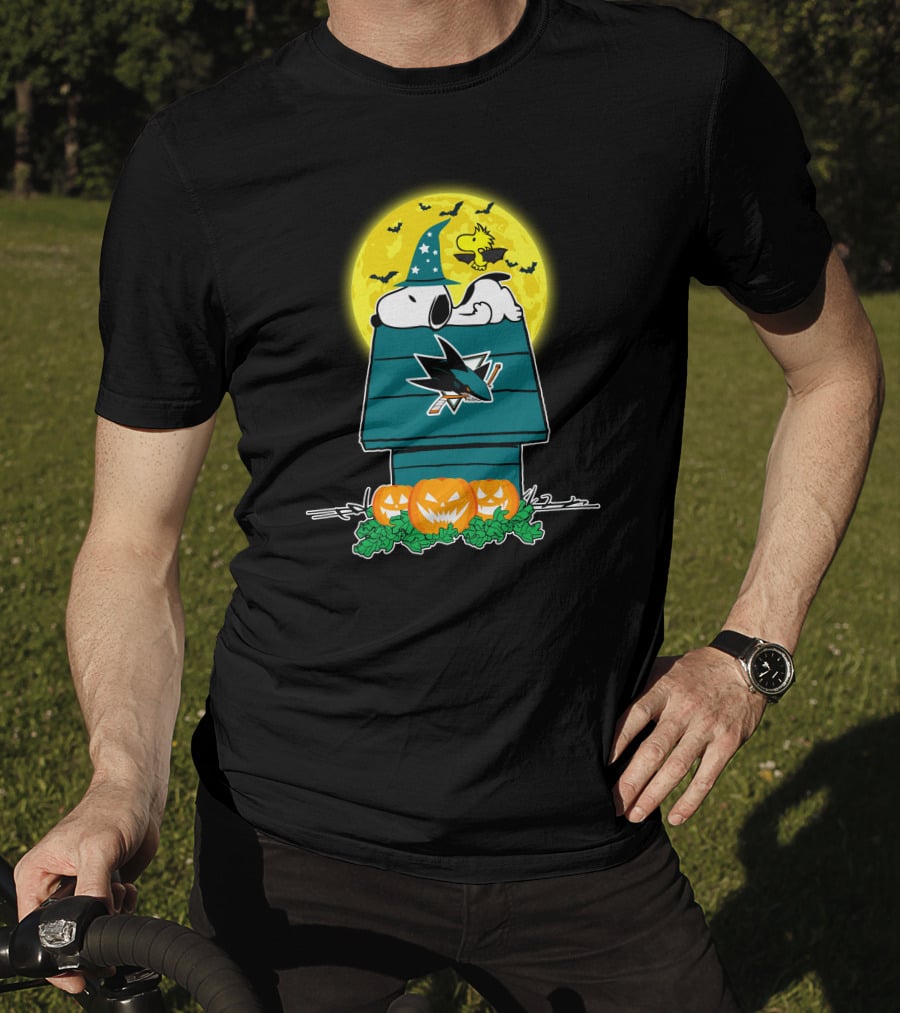 San Jose Sharks Snoopy Halloween Moon Wizard Woodstock Pumpkins T-Shirt