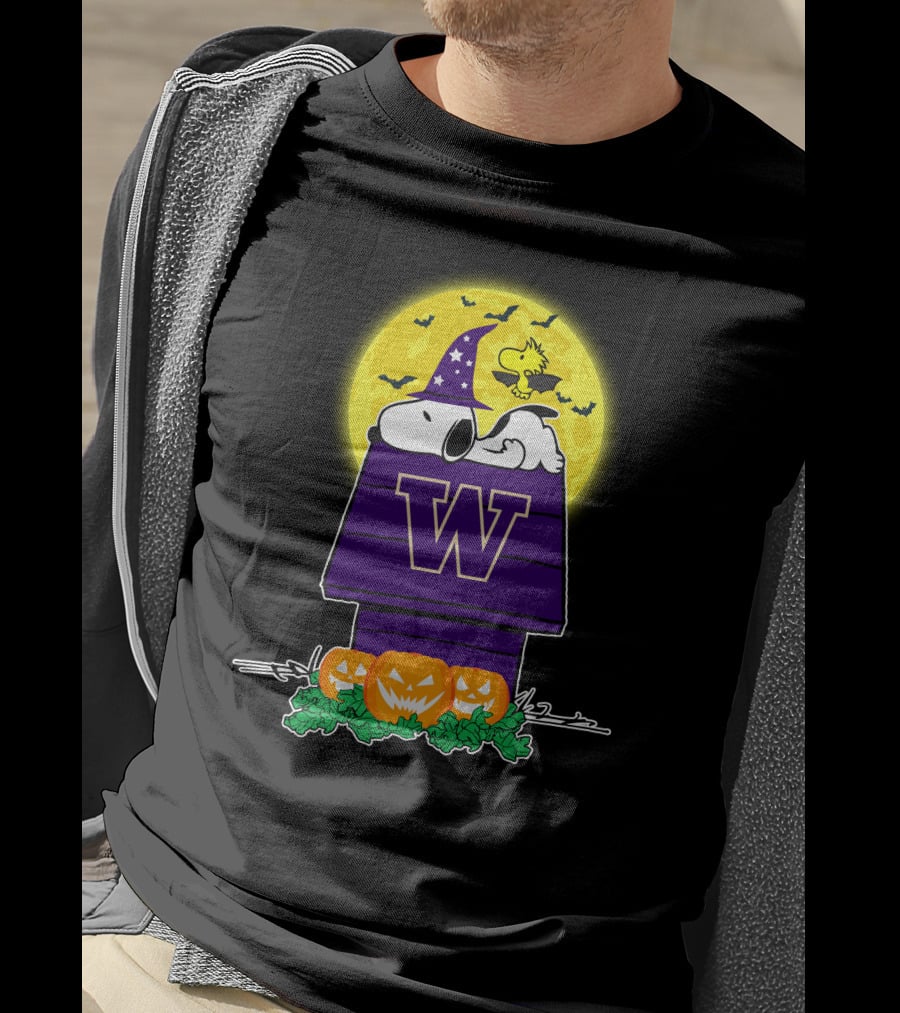 Washington Huskies Snoopy Woodstock Halloween Moon Jack-O'-Lanterns T-Shirt