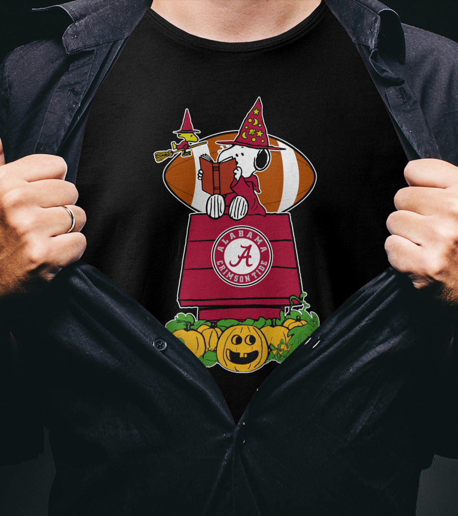 Alabama Crimson Tide Snoopy Halloween Witch Pumpkin Football T-Shirt