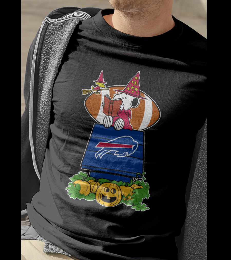Buffalo Bills Snoopy Halloween Witch Football Scene T-Shirt