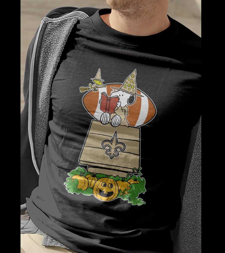 New Orleans Saints Snoopy Halloween Peanuts Witch Football Pumpkin Woodhouse T-Shirt