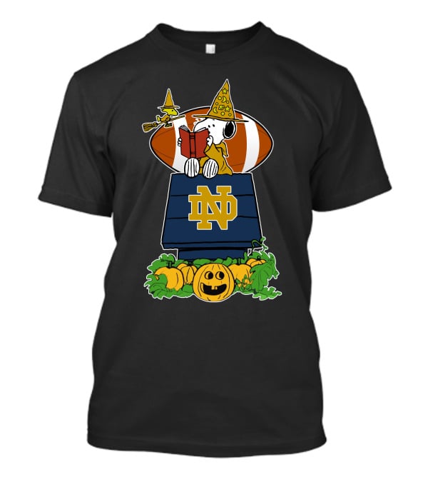 Notre Dame Fighting Irish Snoopy Halloween Pumpkin Scene With Football T-Shirt