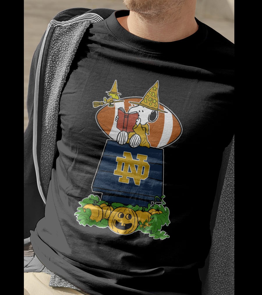 Notre Dame Fighting Irish Snoopy Halloween Pumpkin Scene With Football T-Shirt