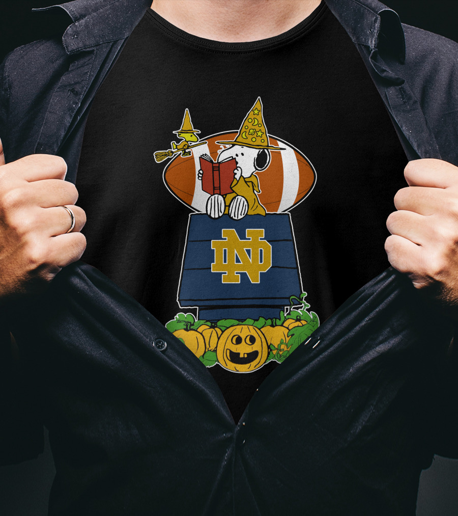 Notre Dame Fighting Irish Snoopy Halloween Pumpkin Scene With Football T-Shirt