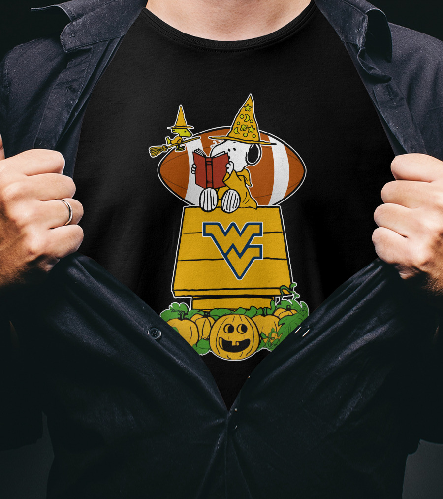 West Virginia Mountaineers Snoopy Halloween Football Pumpkins T-Shirt