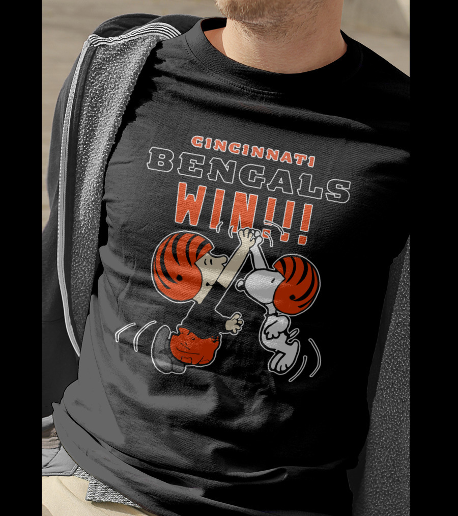 Cincinnati Bengals Win Football Celebration With Cartoon Characters T-Shirt