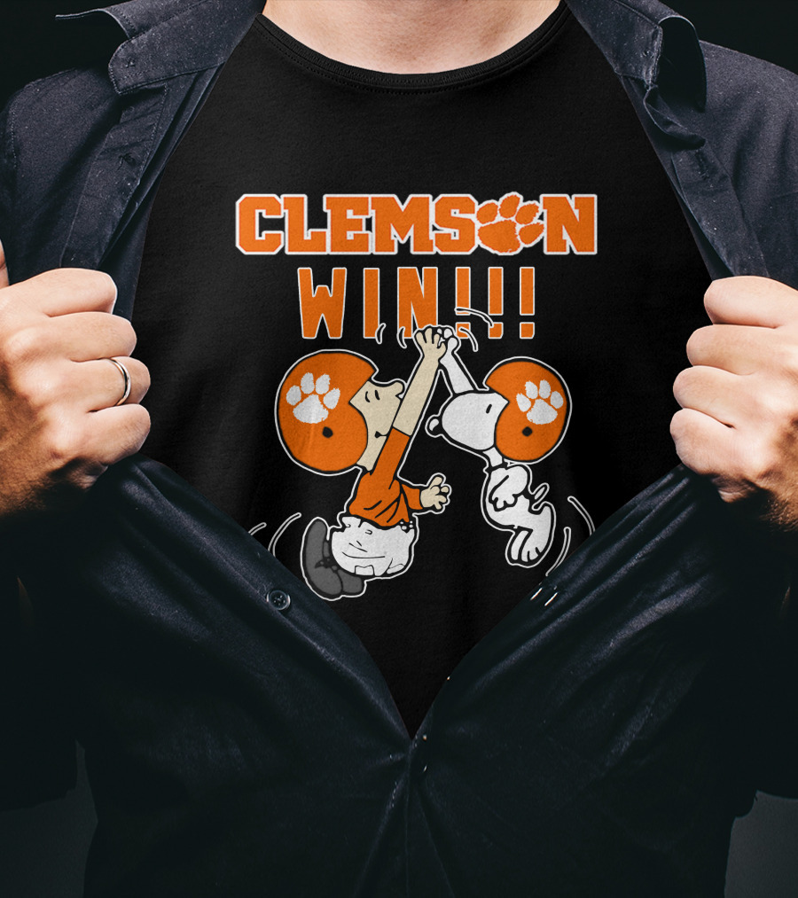 Clemson Win High Five Celebration With Orange Helmets T-Shirt