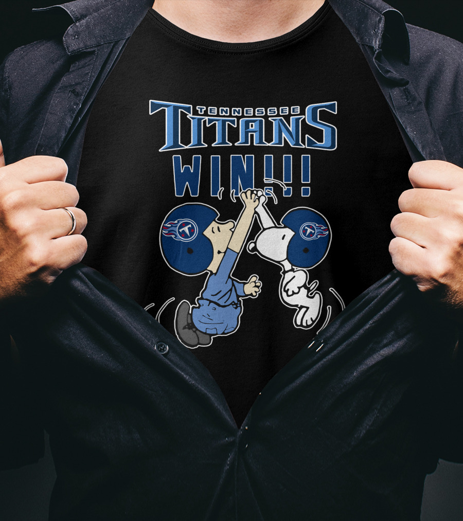 Tennessee Titans Win Snoopy High Five Peanuts Football Victory T-Shirt