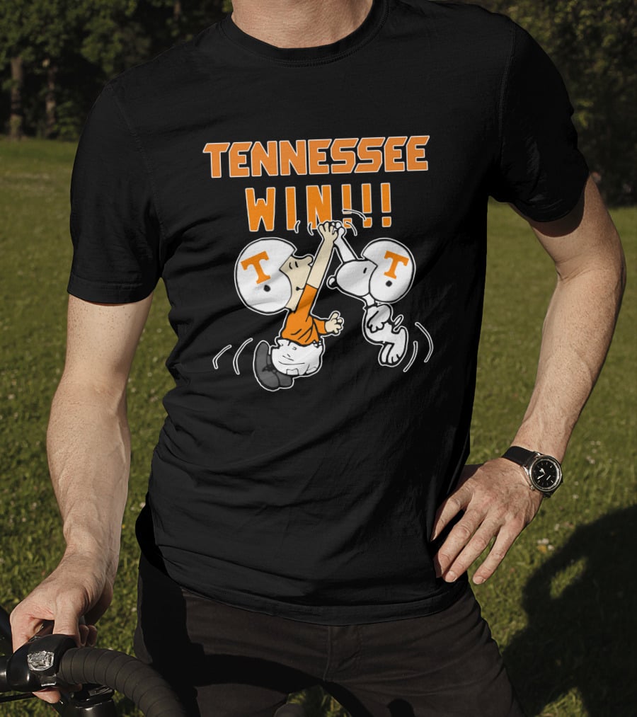 Tennessee Win High-Five Celebration With T Helmets T-Shirt