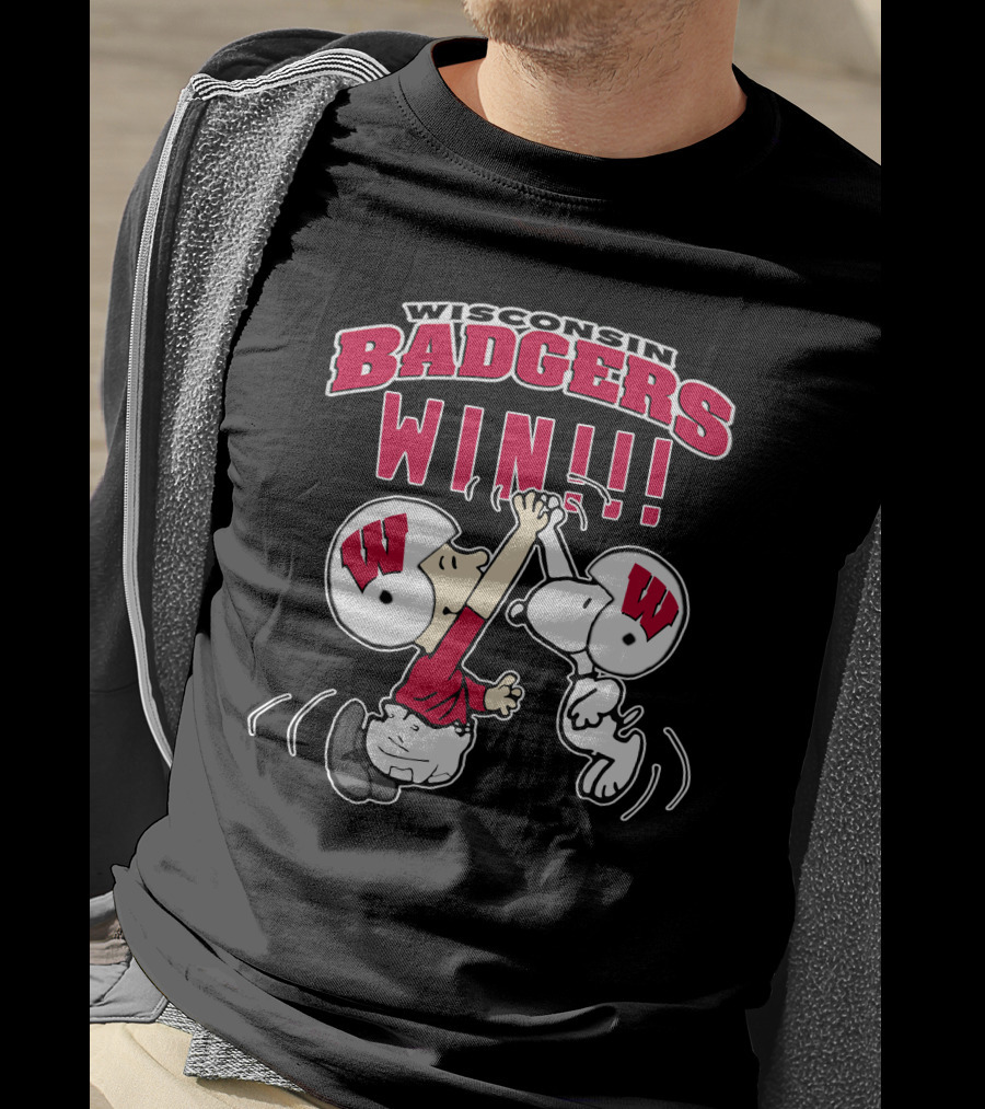 Wisconsin Badgers Win Peanuts Characters Celebrating T-Shirt