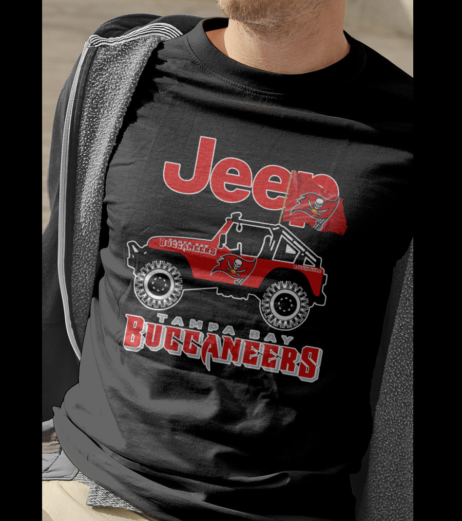 Tampa Bay Buccaneers Jeep With Logo And Flag T-Shirt